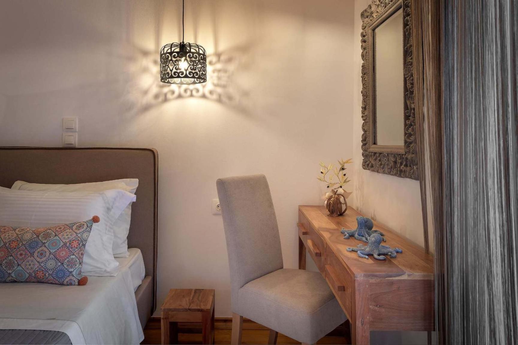Captain'S Memories Stylish Harbour Apartments Chalki Town Екстериор снимка